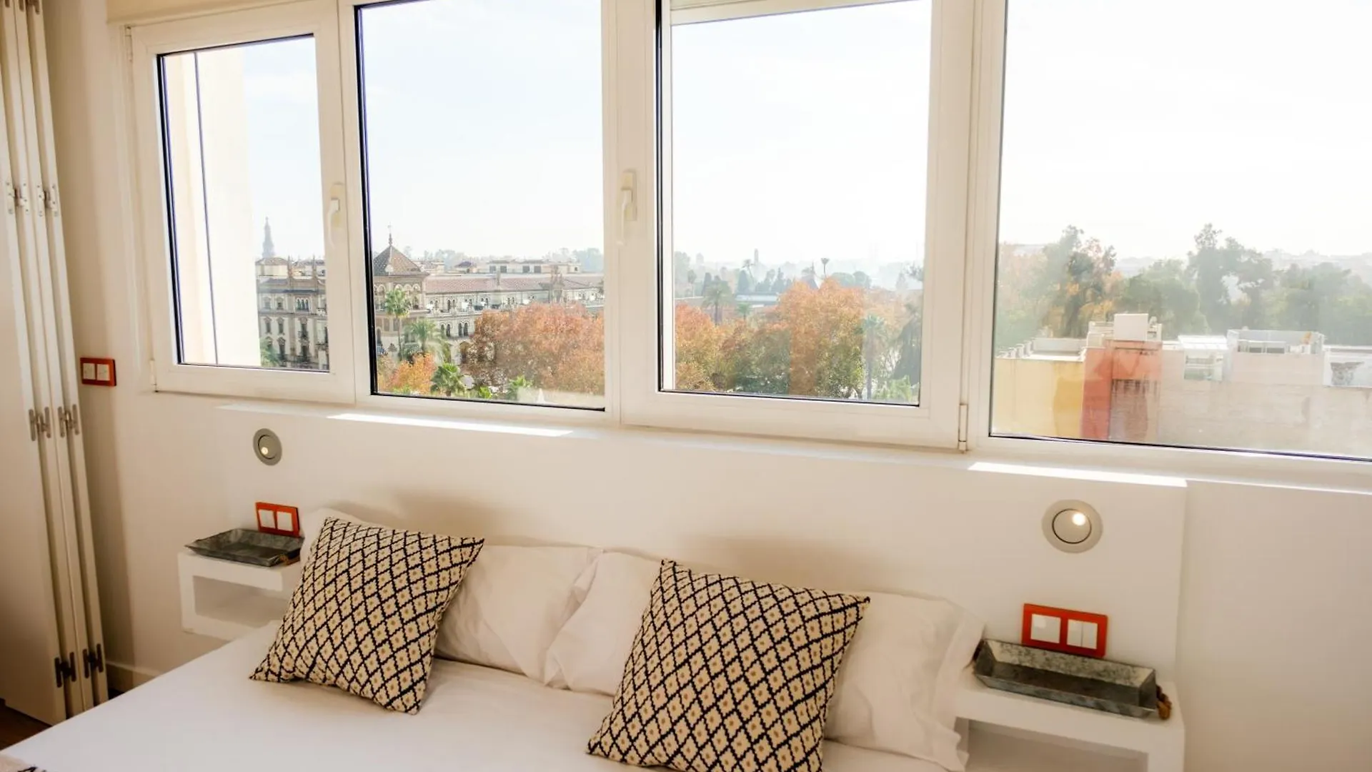 Exclusive Penthouse - Puerta De Jerez Apartment Seville Spain